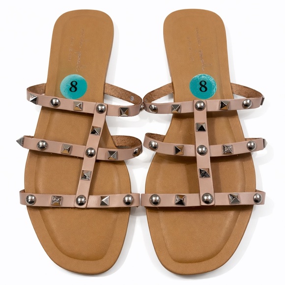 Mila Paoli Shoes - ✨ Mila Paoli Studded Leather Sandals Size 8 Blush Pink Silver Stud Slides ✨